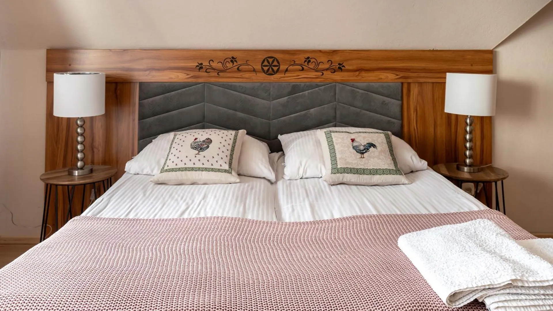 Pokoje Goscinne Pod Lipa Zakopane Homestay szállás