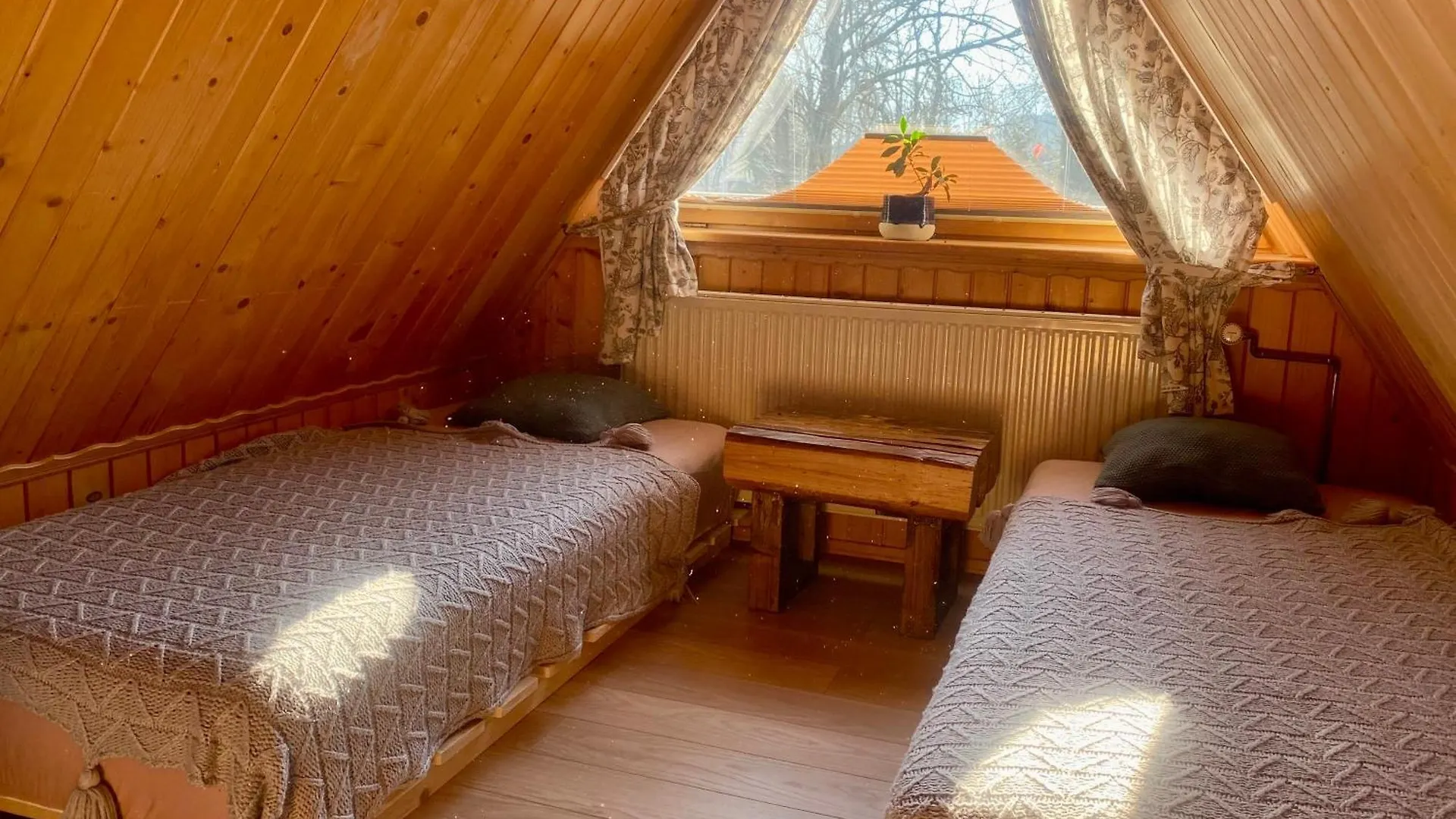 Pokoje Goscinne Pod Lipa Zakopane Homestay
